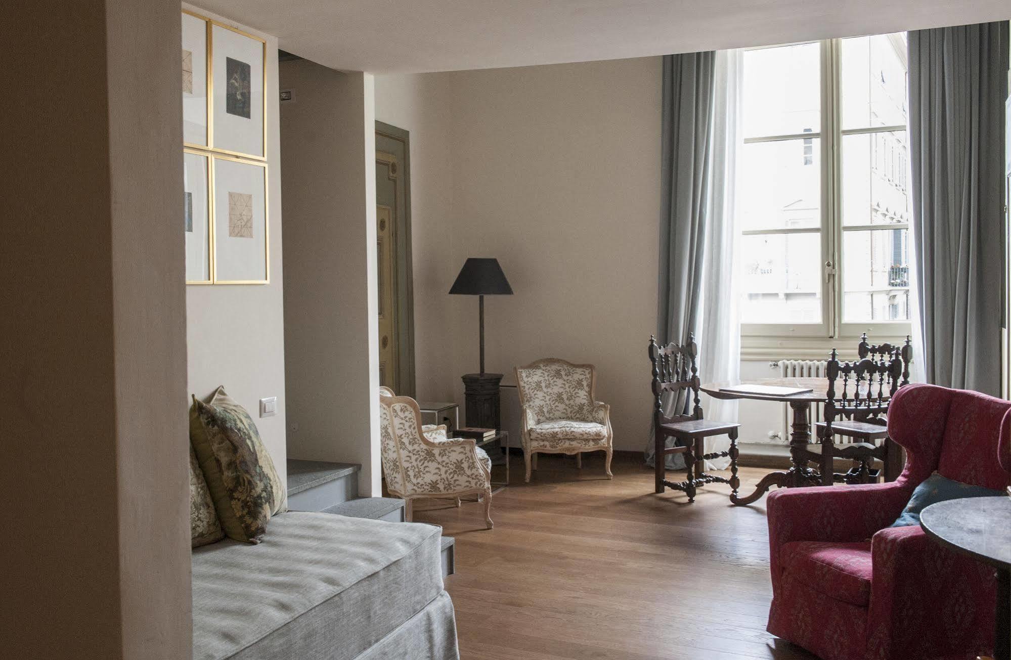 פירנצה Leone Blu Suites | Una Esperienze מראה חיצוני תמונה